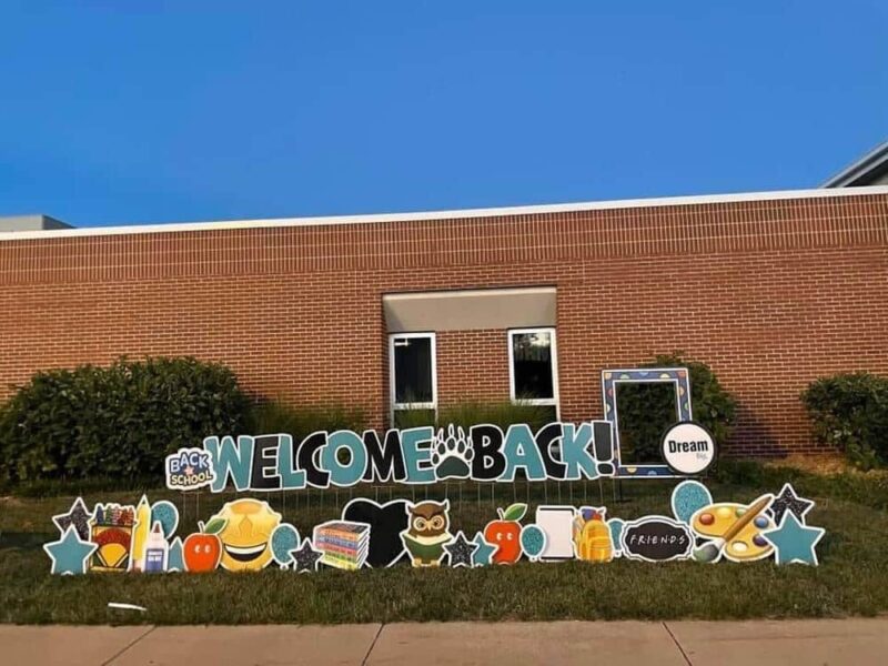 back-to-school yard signs