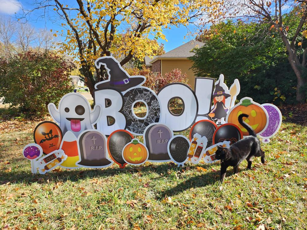 halloween yard signs manhattan ks