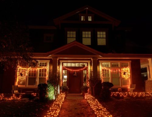 Outdoor Halloween Decor Ideas to Scare and Delight