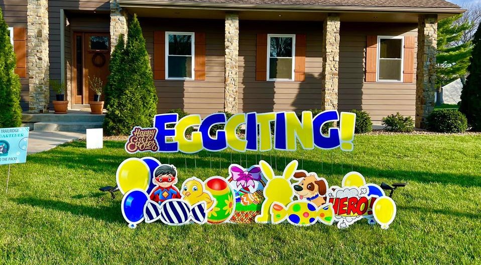 lawn signs easter decor