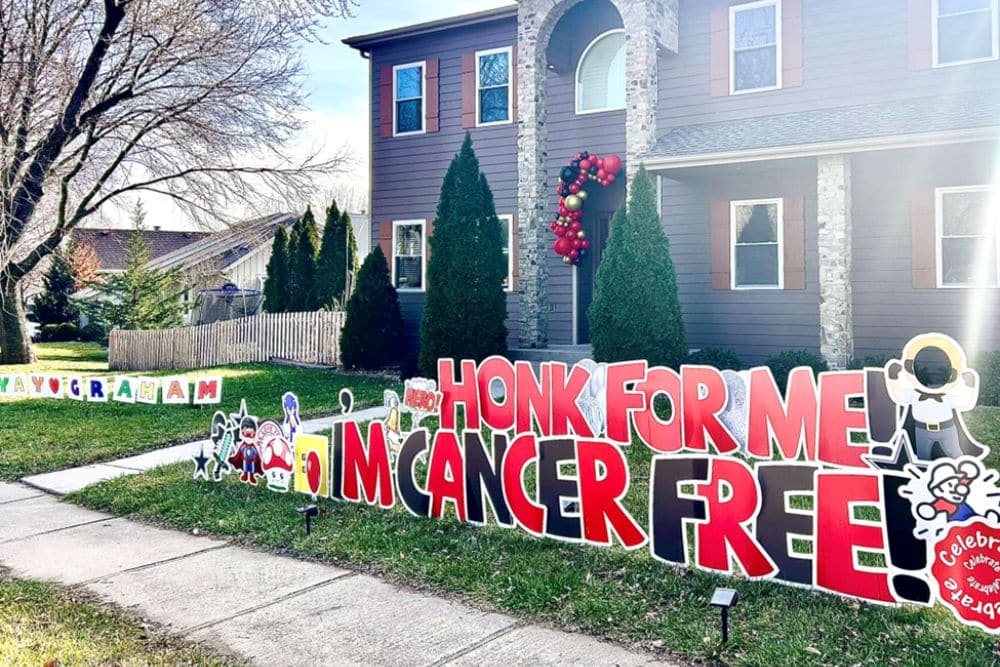 lees summit one-of-a-kind yard greetings