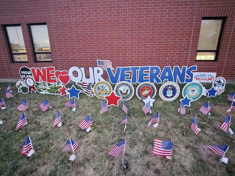 manhattan ks veterans day yard signs