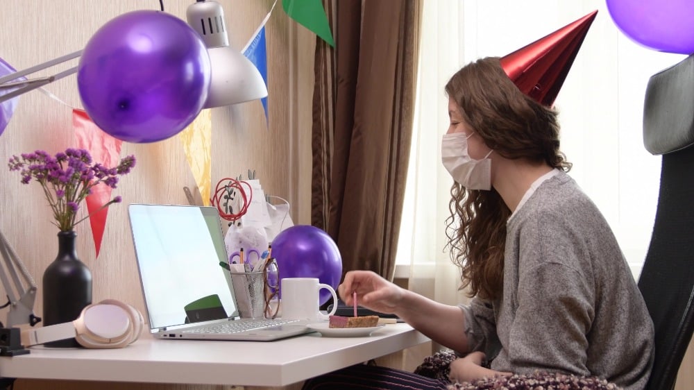 tips for throwing a virtual birthday party