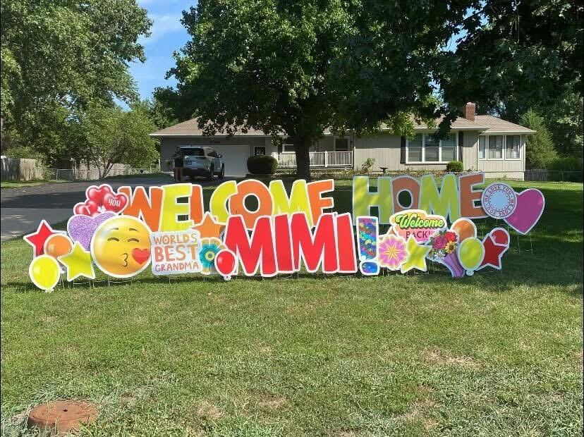 welcome home family signs